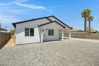 1804 Pueblo Ave, Phoenix, AZ 85040