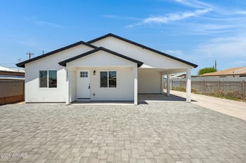 1804 Pueblo Ave, Phoenix, AZ 85040