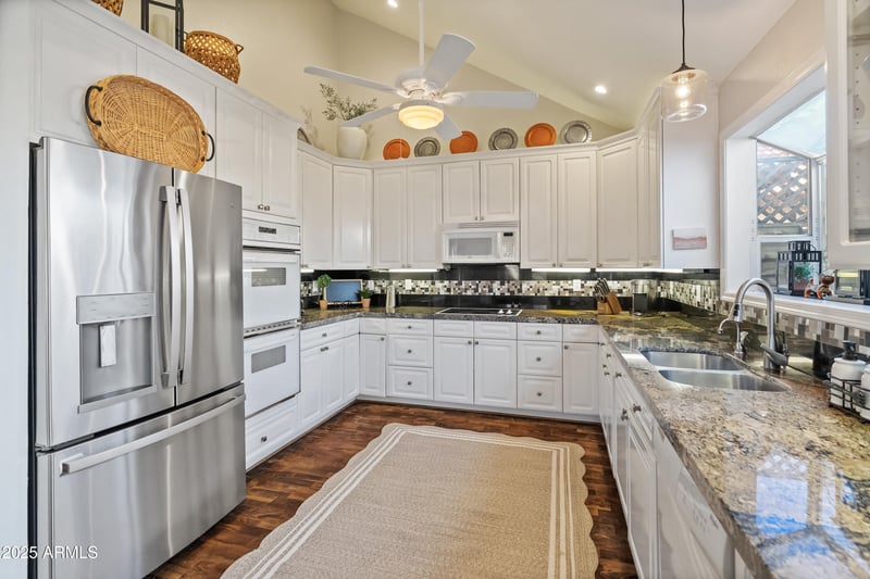 1804 Velvet Dr, Tempe, AZ 85284