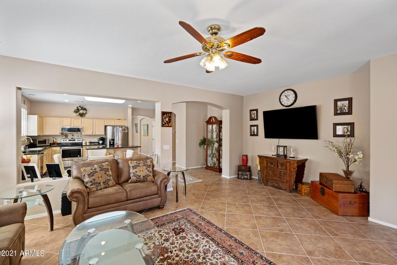 1804 W Nighthawk Way, Phoenix, AZ 85045