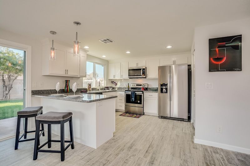 1804 W Nopal Dr, Chandler, AZ 85224