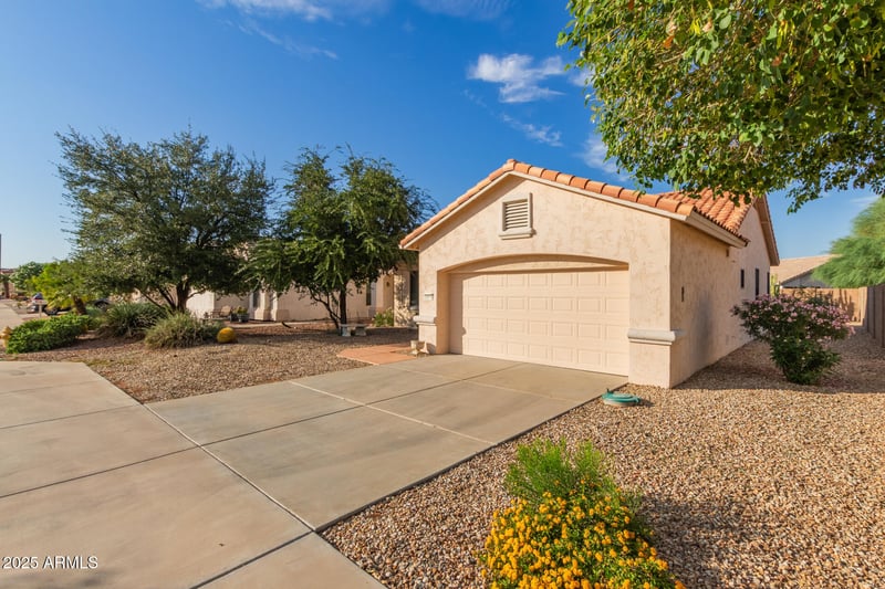 18040 Spencer Dr, Surprise, AZ 85374
