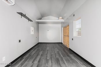 18042 41st St #A, Phoenix, AZ 85032