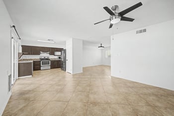 18043 33rd Ave, Phoenix, AZ 85053