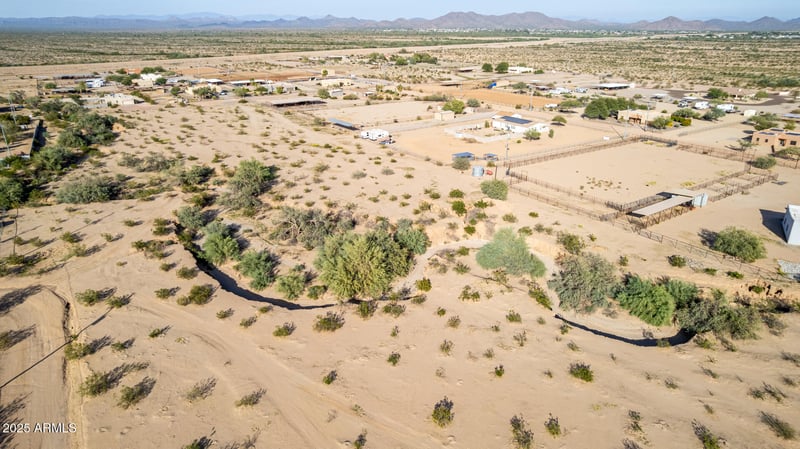 18044 Peak View Rd #metes & bounds, Surprise, AZ 85387