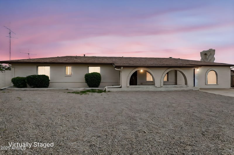 18045 20th Ln, Phoenix, AZ 85023