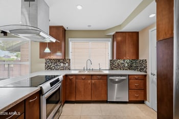 18045 45th Ave, Glendale, AZ 85308