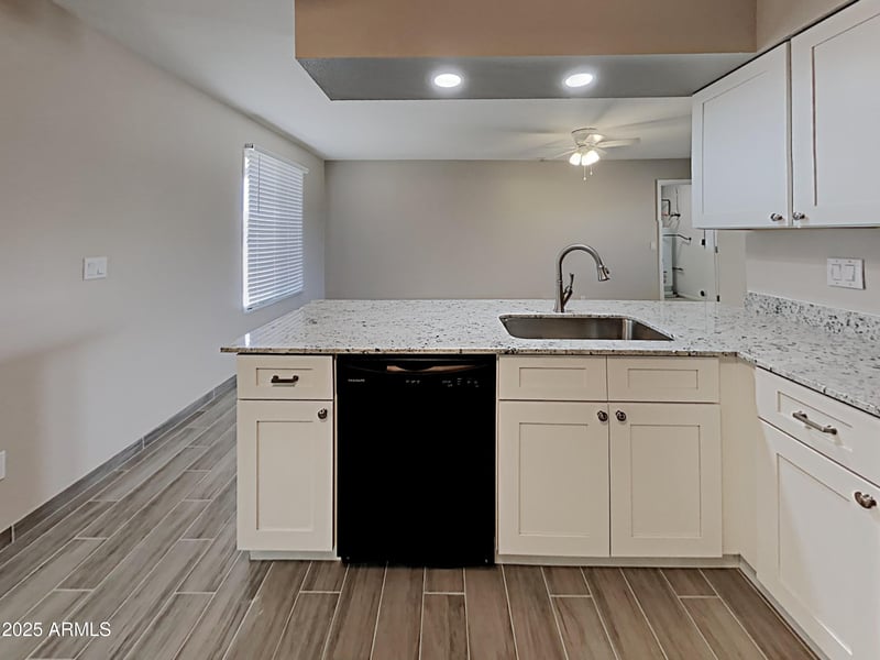 18046 20th Ave, Phoenix, AZ 85023