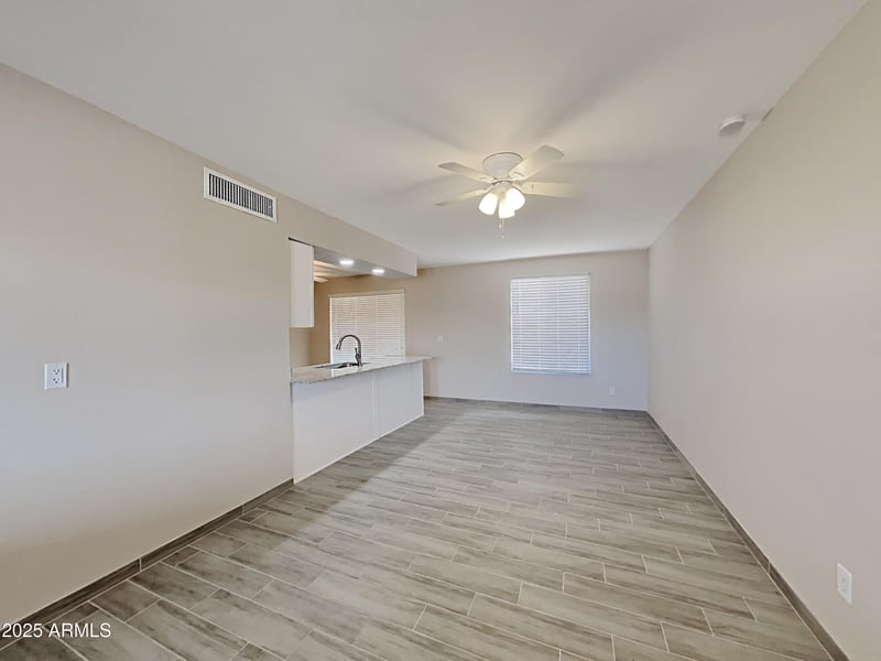 18046 20th Ave, Phoenix, AZ 85023