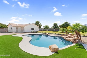 18047 Vencino St, Gilbert, AZ 85298