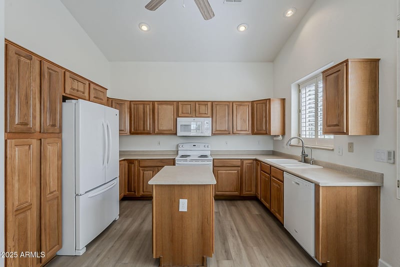18048 Fairway Dr, Surprise, AZ 85374