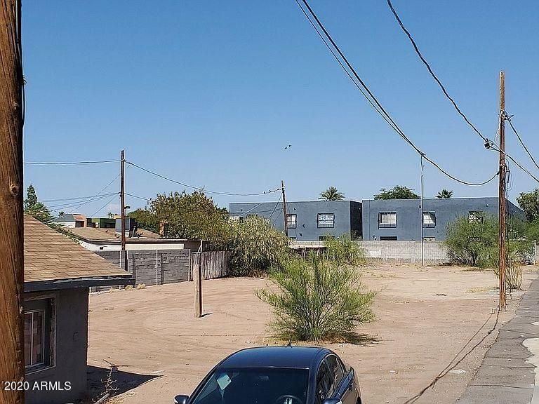 1805 N 31st Pl, Phoenix, AZ 85008
