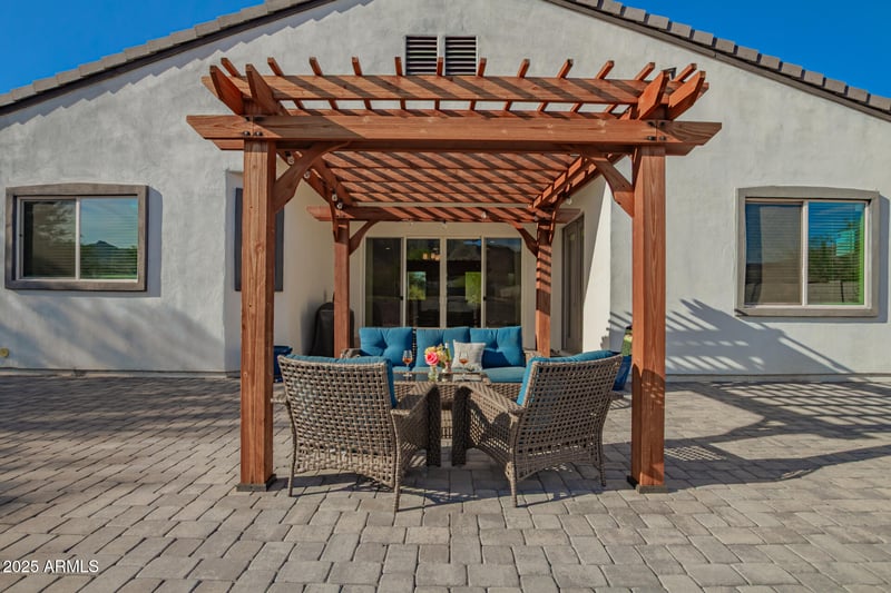 1805 Piedmont Rd, Phoenix, AZ 85041