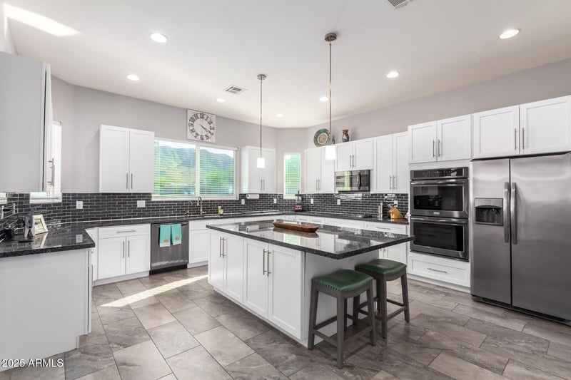 1805 Piedmont Rd, Phoenix, AZ 85041