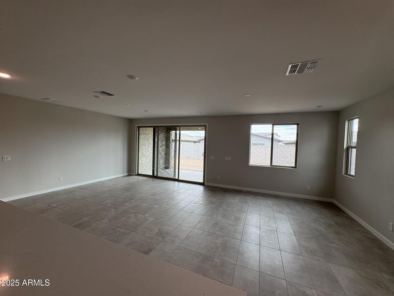 18051 Larkspur Dr, Goodyear, AZ 85338