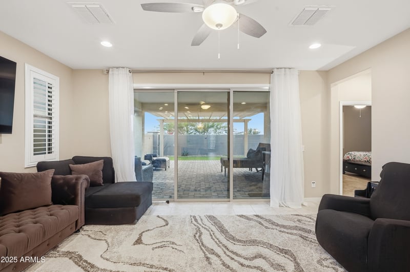 18055 Muirwood Dr, Goodyear, AZ 85338