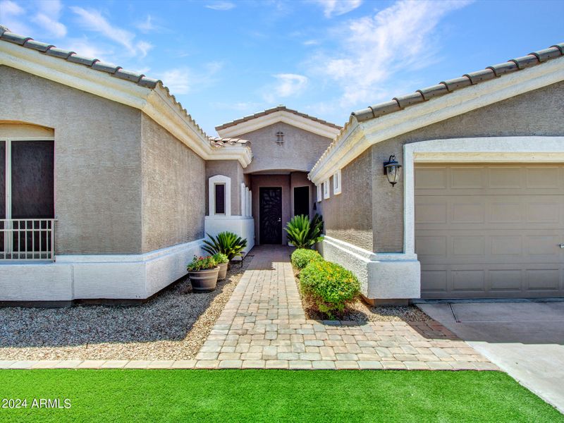 18055 W Paradise Ln, Surprise, AZ 85388