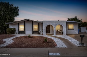 1806 Kerry Ln, Phoenix, AZ 85027