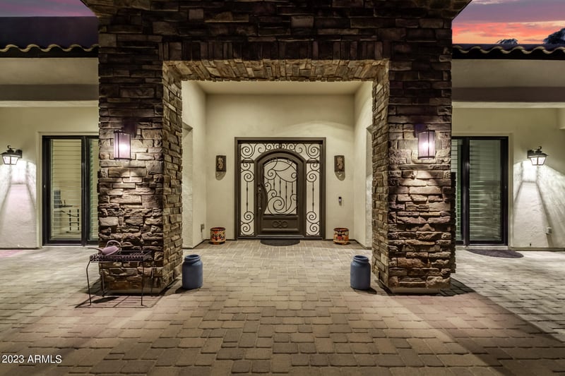 1806 W Tamar Rd, Phoenix, AZ 85086