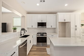 1806 Windsong Dr, Phoenix, AZ 85045