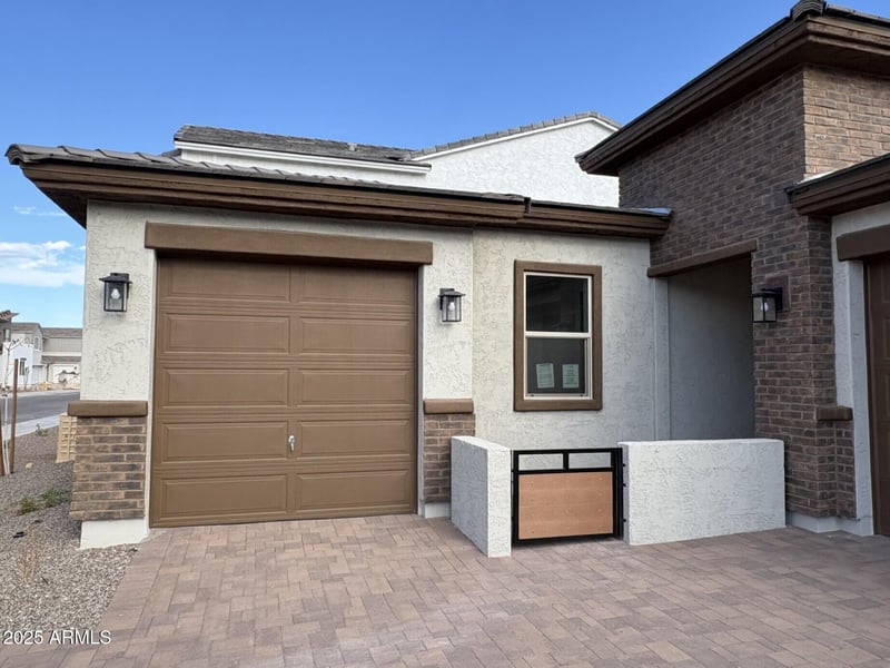 18063 Larkspur Dr, Goodyear, AZ 85338
