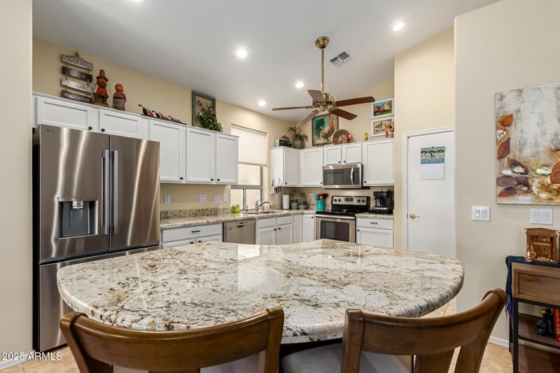 18063 Spencer Dr, Surprise, AZ 85374