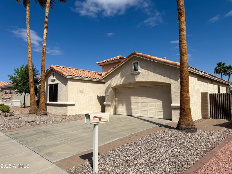18068 Browning Dr, Surprise, AZ 85374