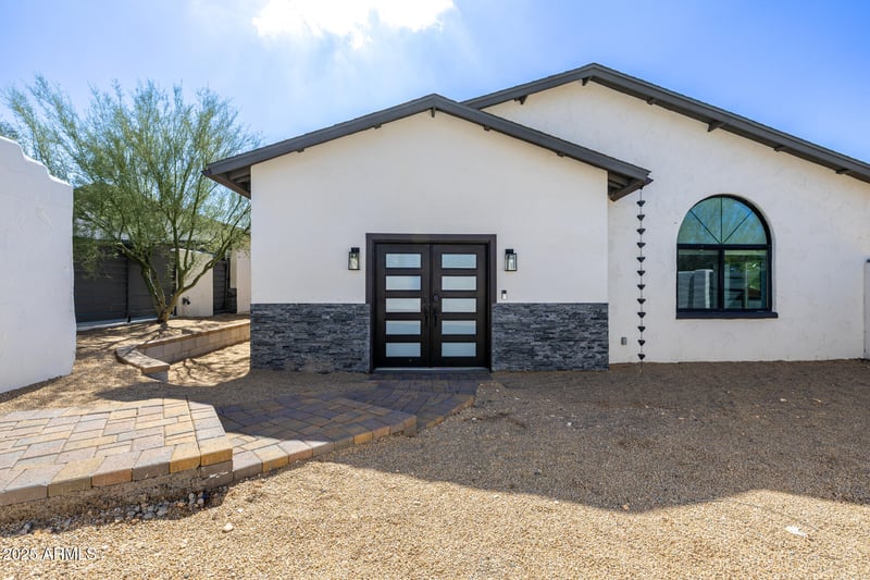 1807 Joy Ranch Rd, Phoenix, AZ 85086