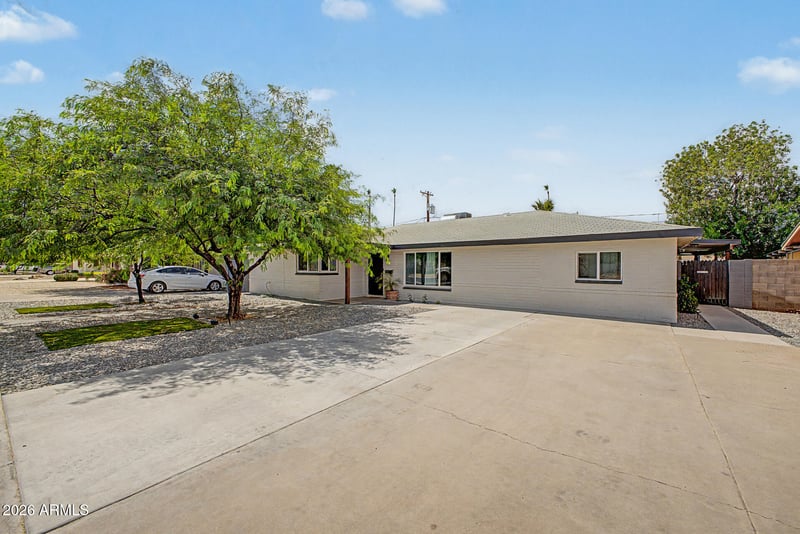 1807 W Highland Ave, Phoenix, AZ 85015