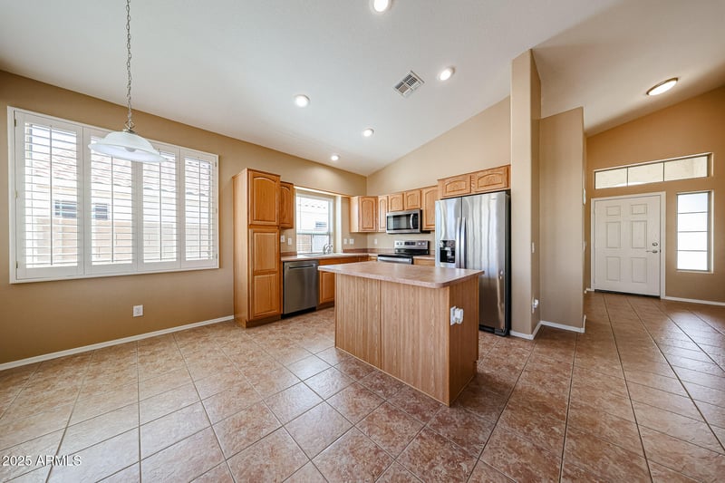 18076 Browning Dr, Surprise, AZ 85374