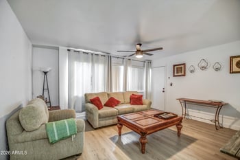 1808 32nd St #209, Phoenix, AZ 85008