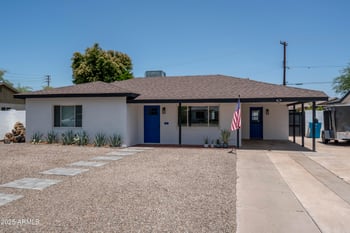 1808 Pinchot Ave, Phoenix, AZ 85016