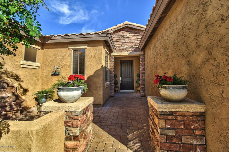1808 W Bramble Berry Ln, Phoenix, AZ 85085