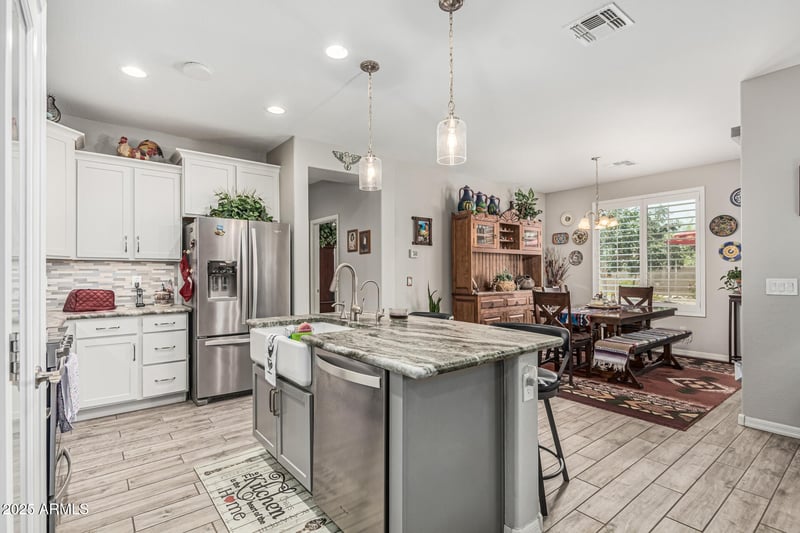 18080 Nighthawk Way, Goodyear, AZ 85338