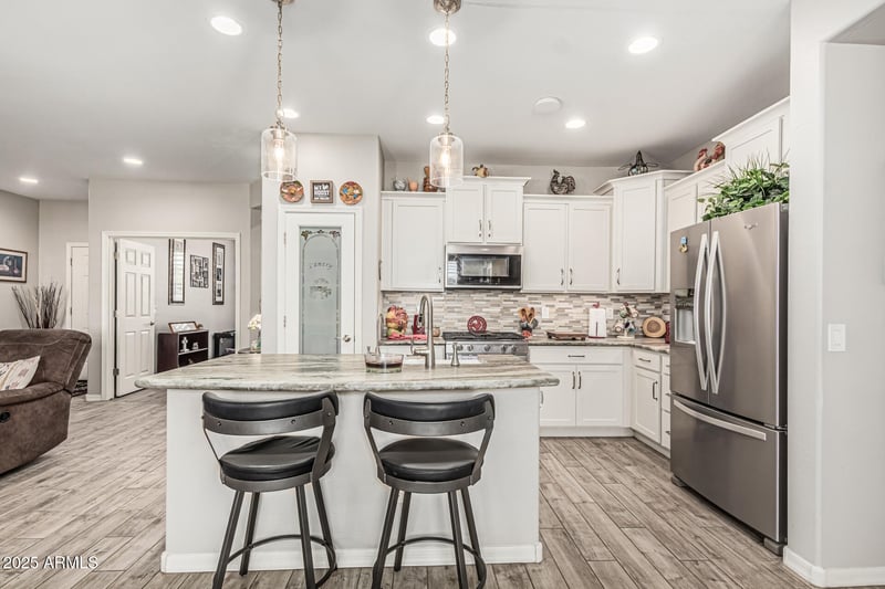 18080 Nighthawk Way, Goodyear, AZ 85338
