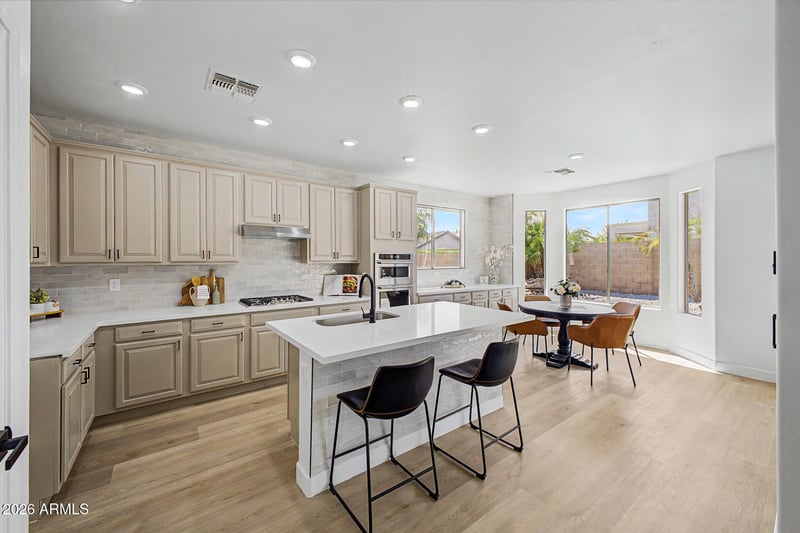 18082 N 167th Dr, Surprise, AZ 85374