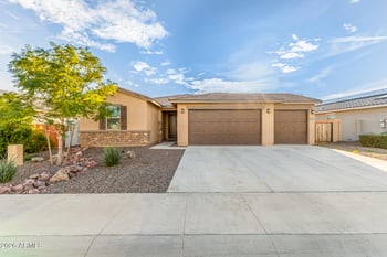 18083 Wolf St, Goodyear, AZ 85395