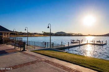 18086 Las Cruces Dr, Goodyear, AZ 85338