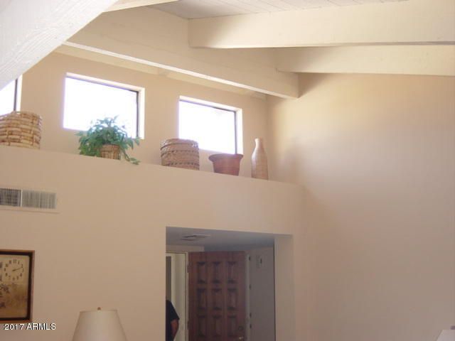 1809 E Desert Park Ln, Phoenix, AZ 85020