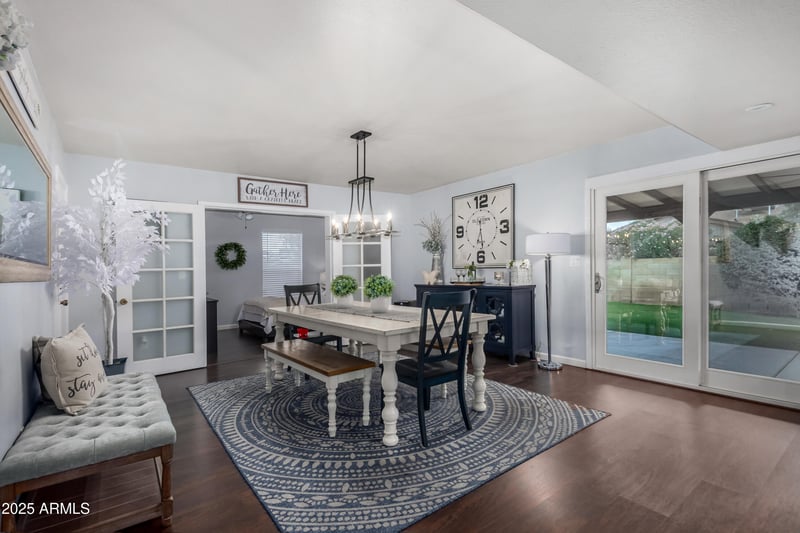 1809 Standage Cir, Mesa, AZ 85202