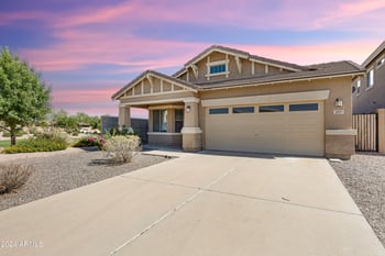 1809 W Dugan Dr, Queen Creek, AZ 85144