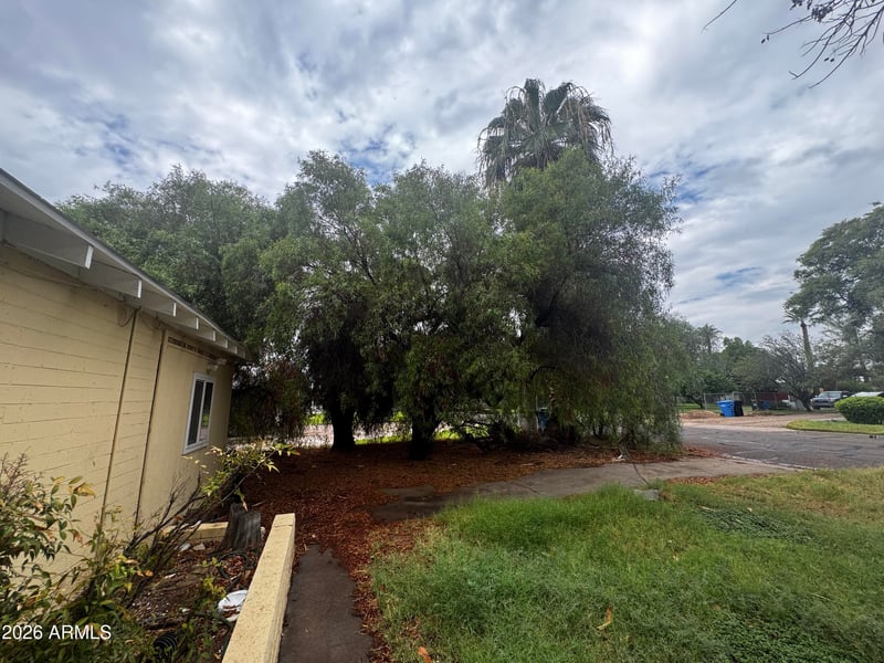 1809 W El Caminito Dr, Phoenix, AZ 85021