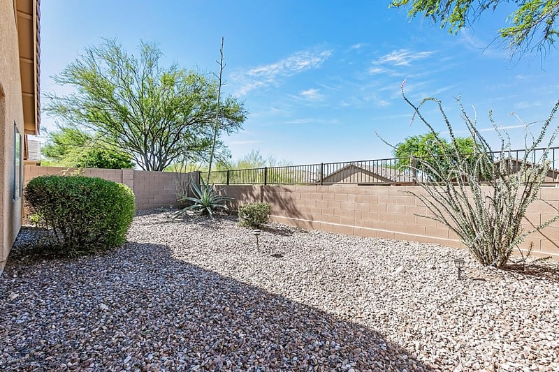 1809 W Morse Dr, Anthem, AZ 85086