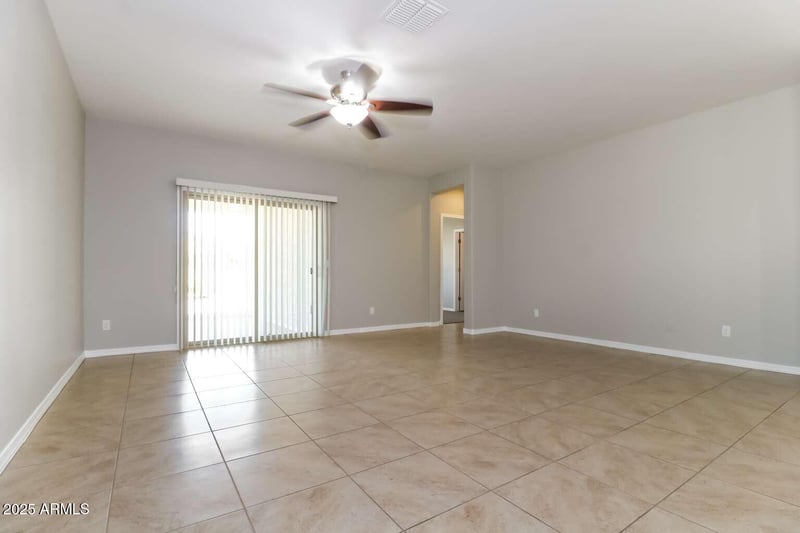 181 225th Ln, Buckeye, AZ 85326