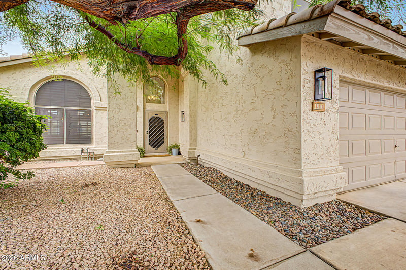 1810 Tremaine Ave, Gilbert, AZ 85234
