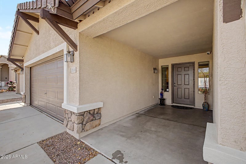 1810 S 173rd Dr, Goodyear, AZ 85338