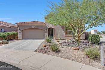 18100 Desert Willow Dr, Goodyear, AZ 85338