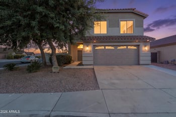 18100 Catherine Dr, Surprise, AZ 85374