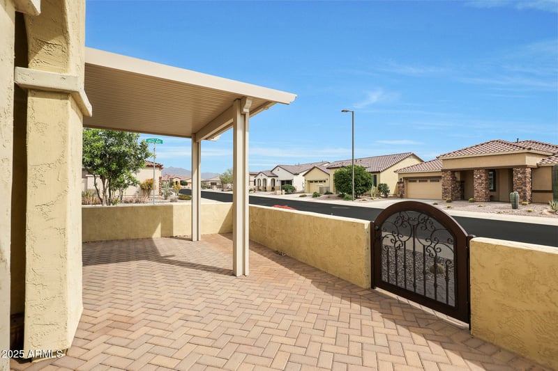 18106 Redwood Ln, Goodyear, AZ 85338