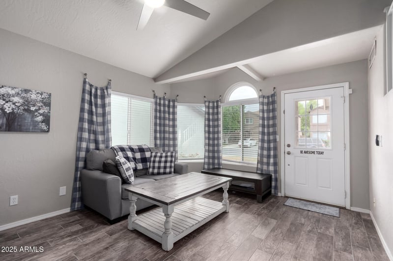 1811 39th St #42, Mesa, AZ 85206